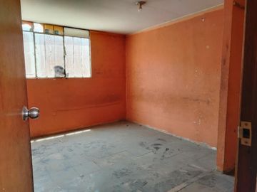 Casa de dos pisos cerca a parques en Carabayllo