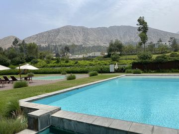 Se vende terreno amplio y privado en Condominio La Quebrada en Cieneguilla