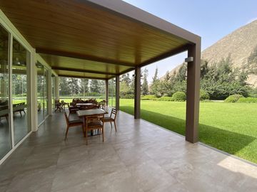 Se vende terreno amplio y privado en Condominio La Quebrada en Cieneguilla