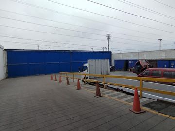 En Venta Amplio Local Industrial al costado de Tottus en Villa Maria del Triunfo