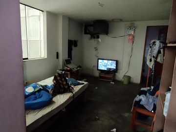En Venta Amplio Local Industrial al costado de Tottus en Villa Maria del Triunfo