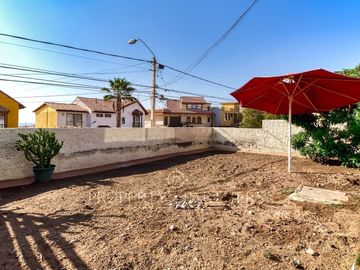 Casa 4 dormitorios Jardines del Sur