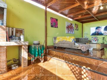 Casa 4 dormitorios Jardines del Sur