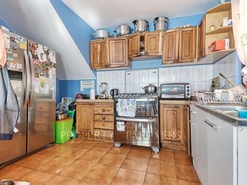 Casa 4 dormitorios Jardines del Sur