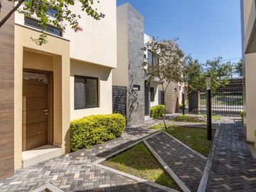 CASA EN VENTA, PRIVADA LOS ANGELES, ZONA NUEVA LINDA VISTA, GUADALUPE NL.