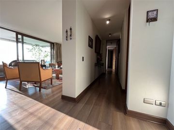 Departamento 4 Dormitorios En Venta En Las Condes