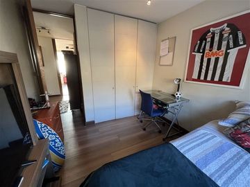 Departamento 4 Dormitorios En Venta En Las Condes