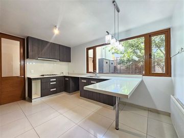 Casa en Venta en Condominio Los Bosques