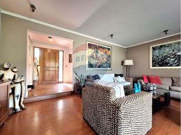 Gran Oportunidad !!  Excelente Casa en Piedra Roja