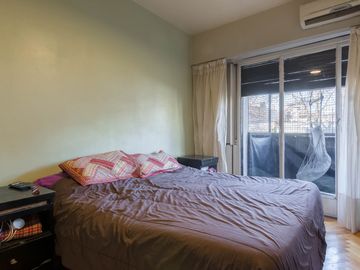 Venta Dpto Paternal 4 Amb con balcon y lavadero