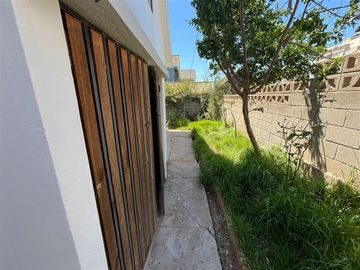 Casa en Venta en Gomez Carreño