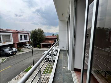 VENTA DE CASA ENVIGADO LA INTERMEDIA