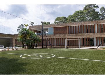 Venta De Casa En Envigado, Loma Del Chocho