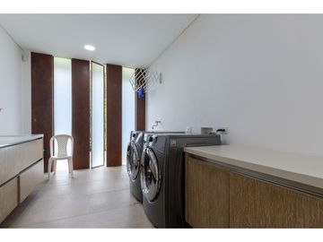 Venta De Casa En Envigado, Loma Del Chocho