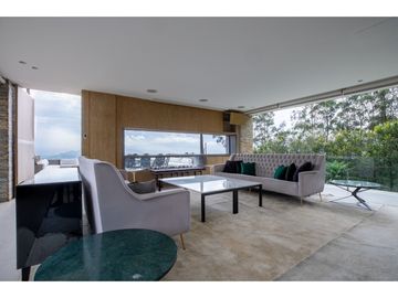 Venta De Casa En Envigado, Loma Del Chocho