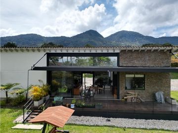 Venta de casa en El Carmen de Víboral El Canada