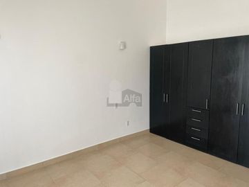 Casa en venta de 4 habitaciones en Cumbres del Lago, Juriquilla, Querétaro