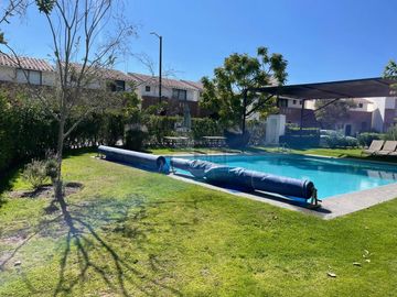 Casa en venta de 4 habitaciones en Cumbres del Lago, Juriquilla, Querétaro