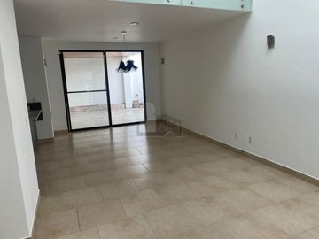 Casa en venta de 4 habitaciones en Cumbres del Lago, Juriquilla, Querétaro