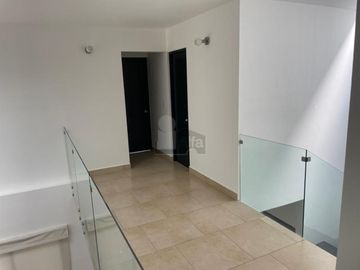 Casa en venta de 4 habitaciones en Cumbres del Lago, Juriquilla, Querétaro
