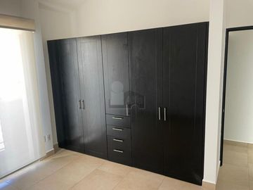 Casa en venta de 4 habitaciones en Cumbres del Lago, Juriquilla, Querétaro