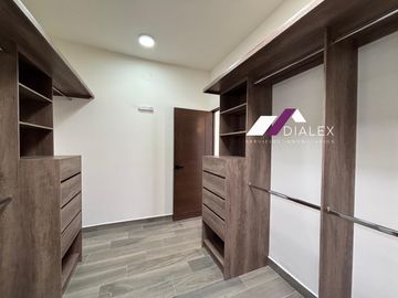 Fracc. Castaños del Vergel -CARRETERA NACIONAL- Casa VENTA Zona Sur MONTERREY