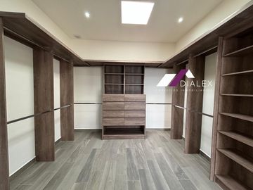 Fracc. Castaños del Vergel -CARRETERA NACIONAL- Casa VENTA Zona Sur MONTERREY