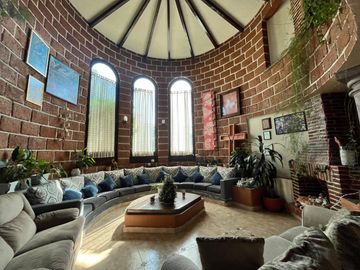 Casa en Venta en Claustros del Río, San Juan del Río, Querétaro.
