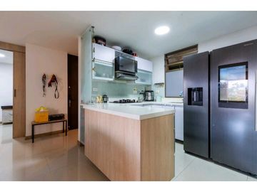 Venta de apartamento Altos Del Poblado