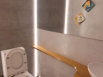 SEMIPISO 4 AMBIENTES CON COCHERA!!