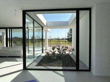 Casa -en venta en Everlinks Golf, Lujan