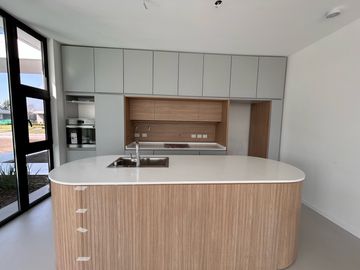 Casa -en venta en Everlinks Golf, Lujan