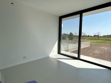 Casa -en venta en Everlinks Golf, Lujan
