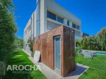 Casa en  venta
