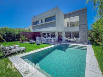 Casa en  venta