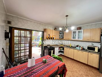 DUPLEX 4 Ambientes en VENTA “Parque Patricios”