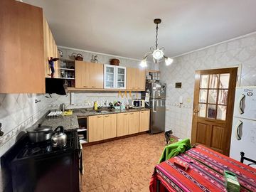 DUPLEX 4 Ambientes en VENTA “Parque Patricios”