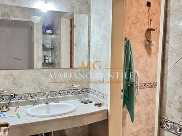 DUPLEX 4 Ambientes en VENTA “Parque Patricios”