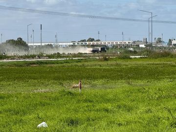 Venta de Terreno industrial en Parque Tecnologico e Industrial Intepark en Berazategui