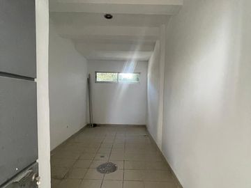 Casa a espaldas de la prepa  Tec Santa Anita