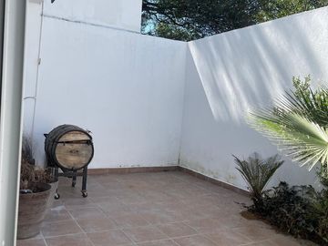Casa a espaldas de la prepa  Tec Santa Anita