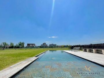 VENTA CASA SAN SEBASTIAN AREA 11