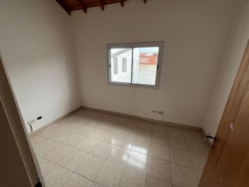 PH en Sarandi Suipacha 600 3 Ambientes