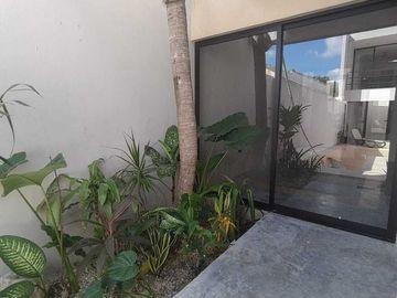 Venta de casa residencial de 2 Habitaciones con piscina en García Gineres