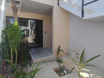 Venta de casa residencial de 2 Habitaciones con piscina en García Gineres