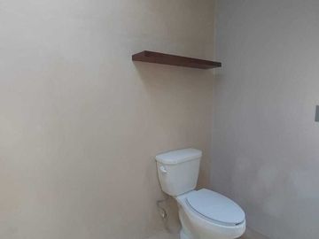 Venta de casa residencial de 2 Habitaciones con piscina en García Gineres