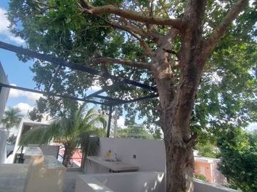 Venta de casa residencial de 2 Habitaciones con piscina en García Gineres