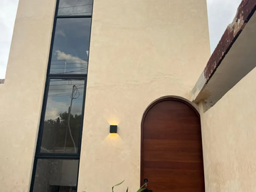 Venta de casa residencial de 2 Habitaciones con piscina en García Gineres