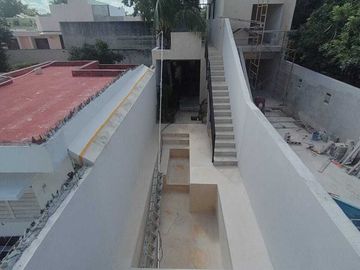 Venta de casa residencial de 2 Habitaciones con piscina en García Gineres