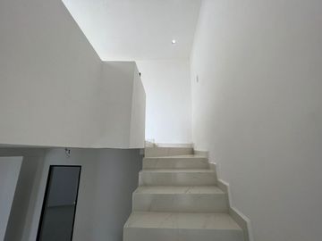 CASA EN VENTA HACIENDA LAS PUENTES SAN NICOLAS $3,090,000MDP